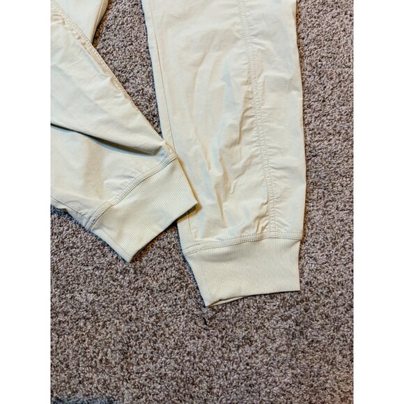 NEW CALIA Nyluxe Mid-Rise Relaxed-Fit Ankle Joggers in Soft Green Size Small - Picture 5 of 11